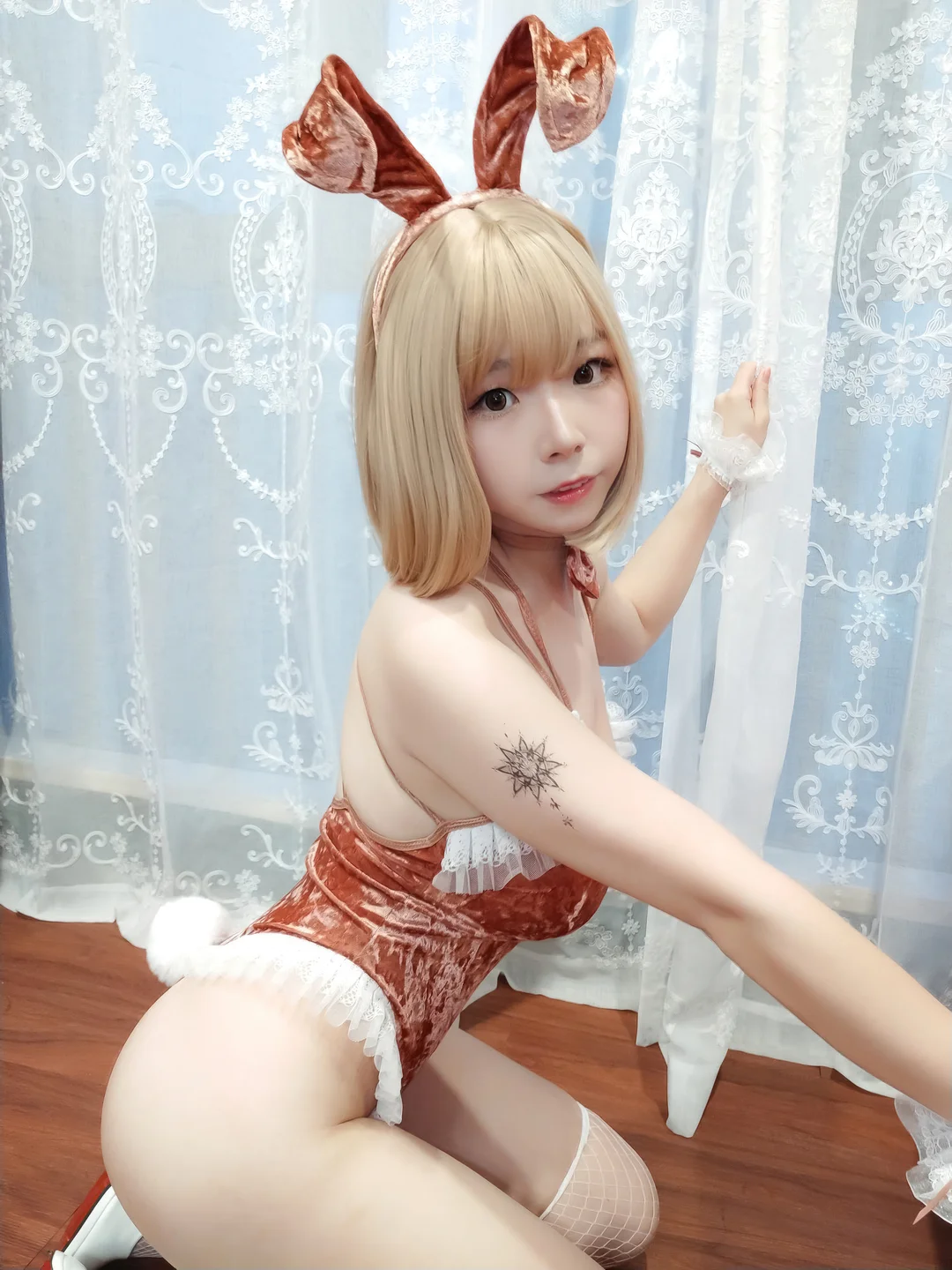 无颜小天使wy - 四月兔女郎 [28P-125MB] tg@simisebaisi 【丝足阁】022.webp